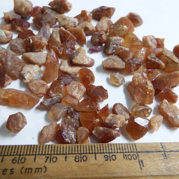 lusturous 304ct orange garnets crystal gemstones lot from newyork - Picture 7 of 8